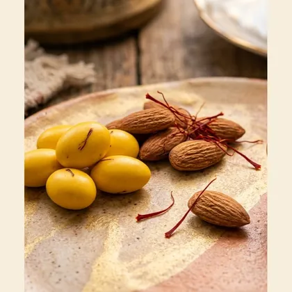 Saffron Almonds